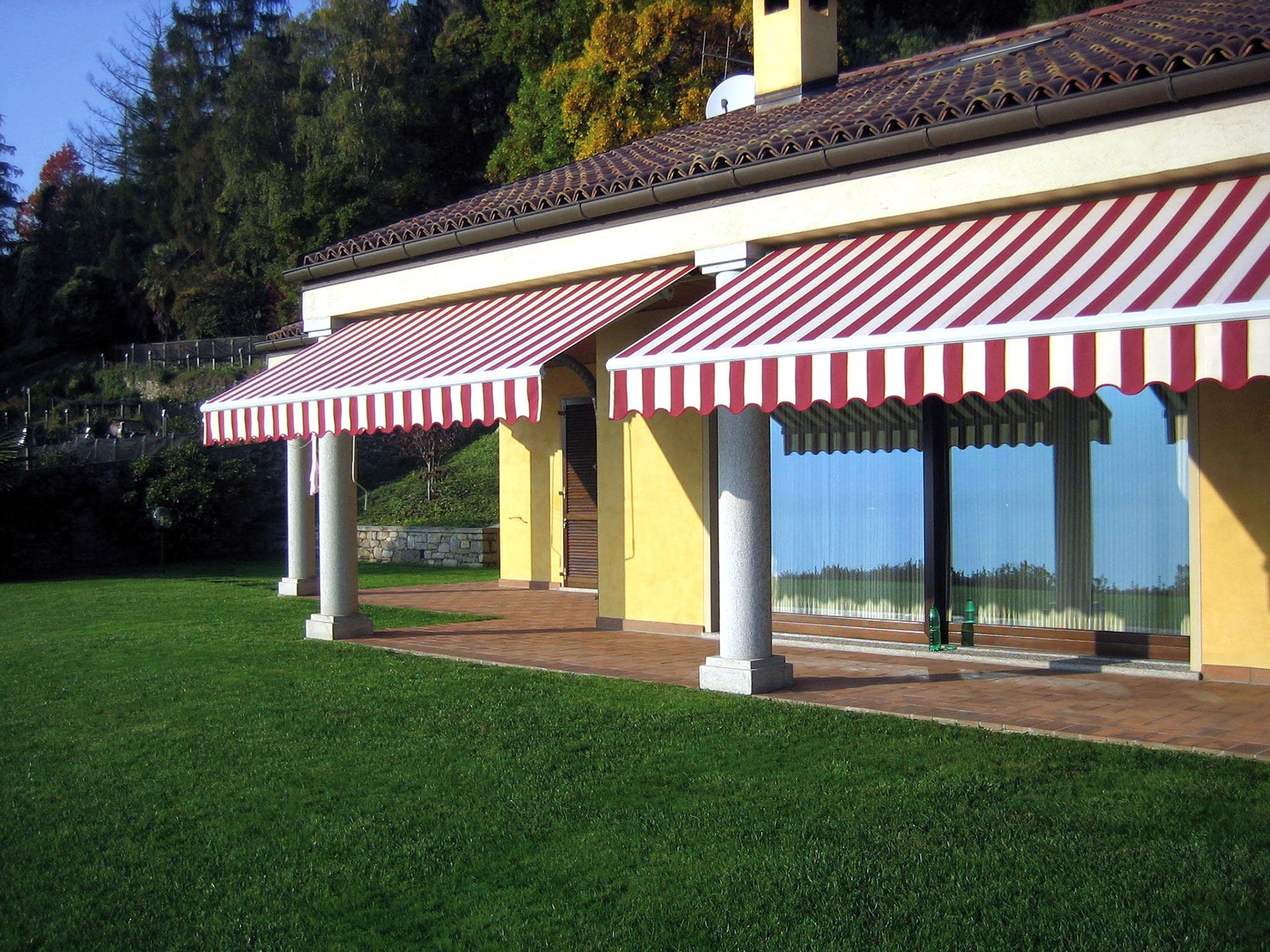 Tende a bracci senza cassonetto
